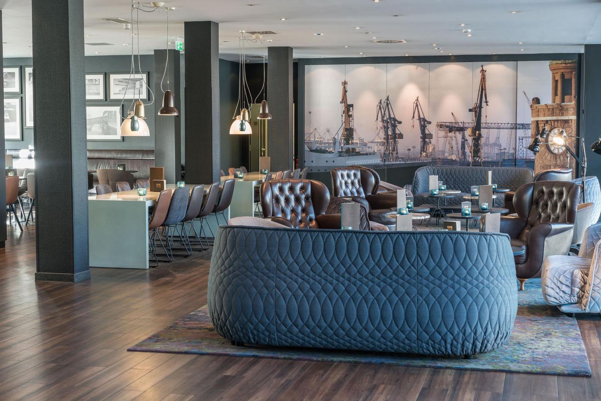Motel One Hamburg-Altona Екстериор снимка