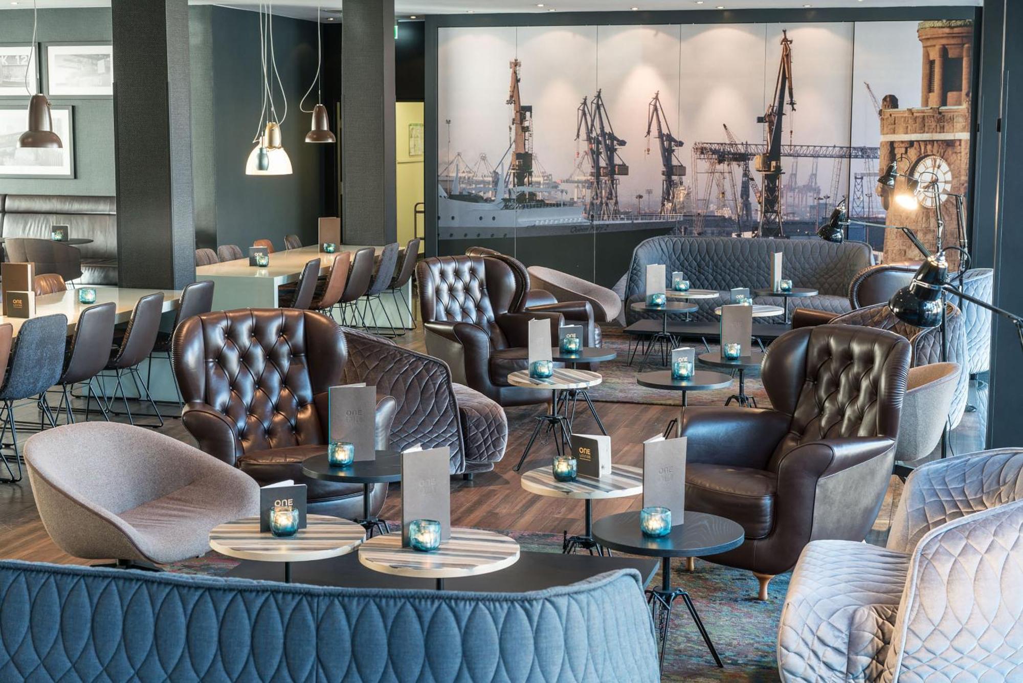 Motel One Hamburg-Altona Екстериор снимка