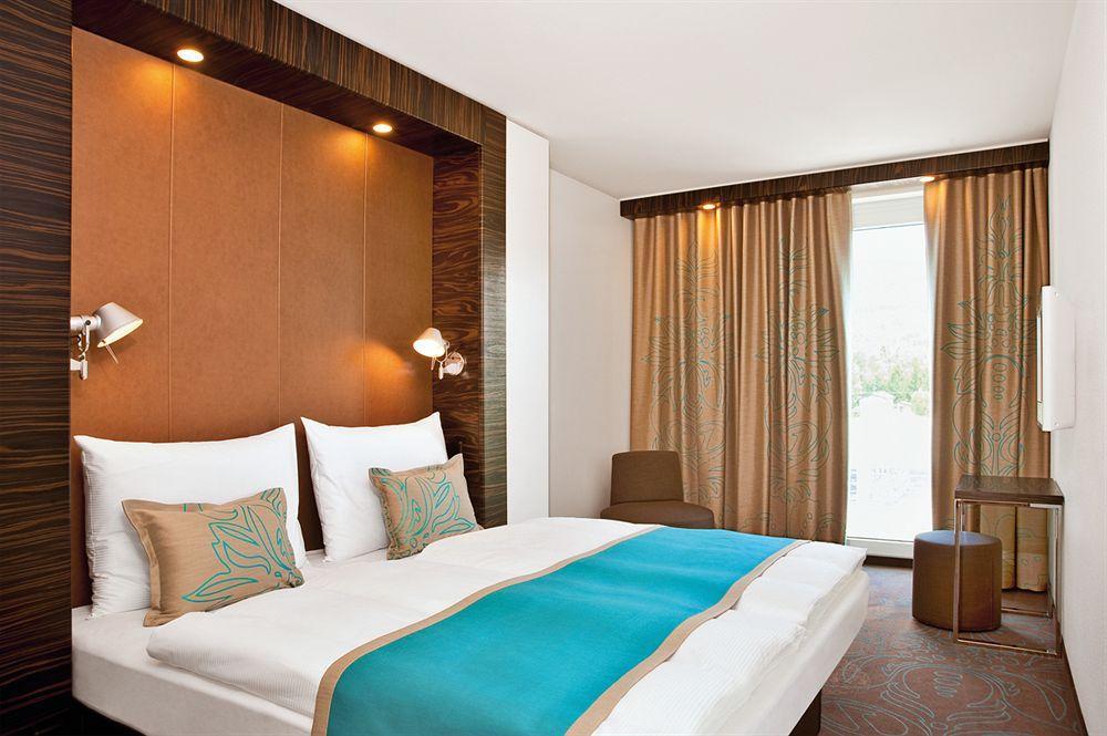 Motel One Hamburg-Altona Екстериор снимка
