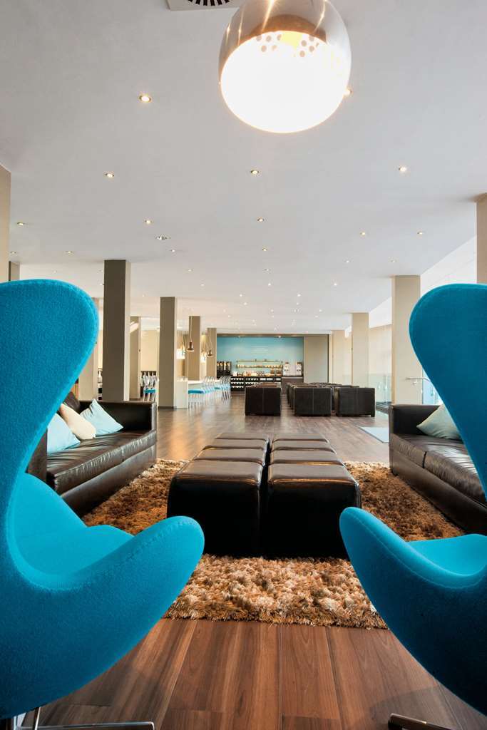 Motel One Hamburg-Altona Ресторант снимка
