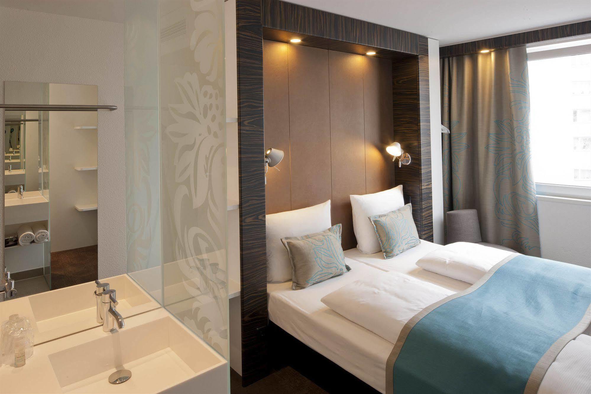 Motel One Hamburg-Altona Екстериор снимка